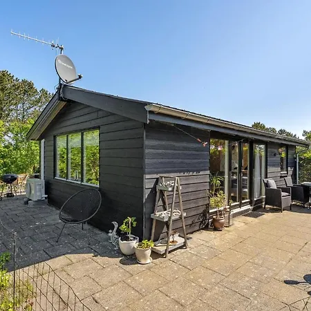Holiday home Two-bedroom In Logstor